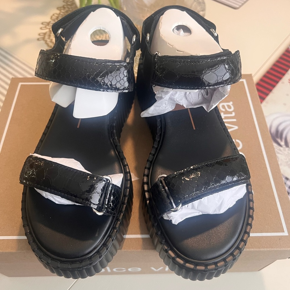 Dolce Vita Debra Platform Sandals Midnight Black Embossed Leather Women’s Size 8